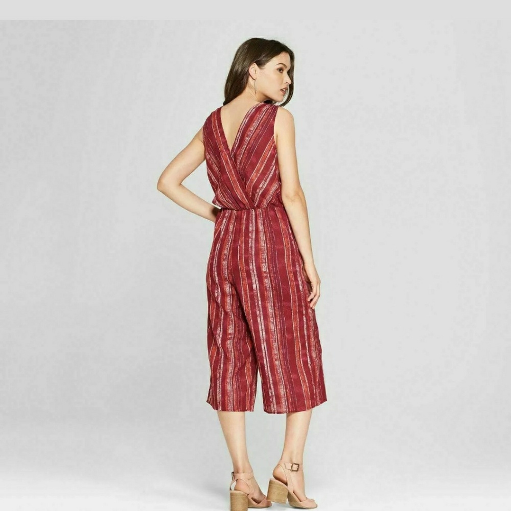 Striped Jumpsuit - Picture 3 of 3